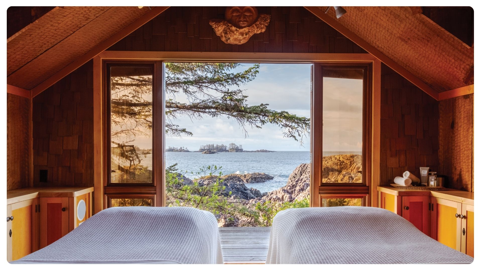 Wickaninnish Inn offers breathtaking views