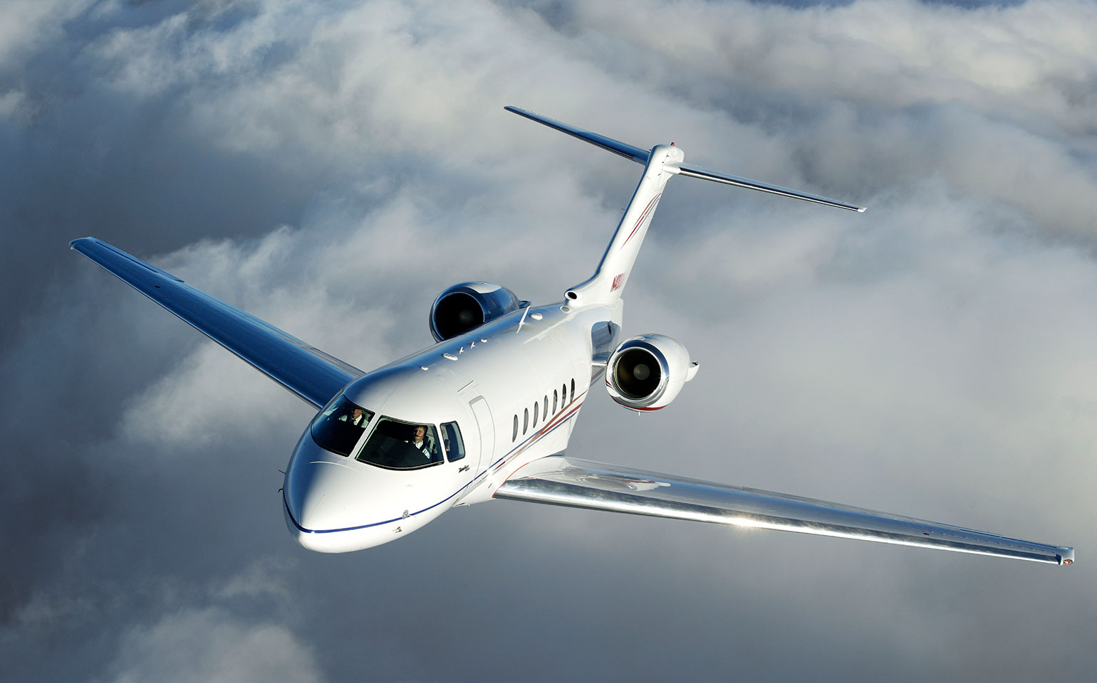 Hawker 4000 private jet charter mid flight