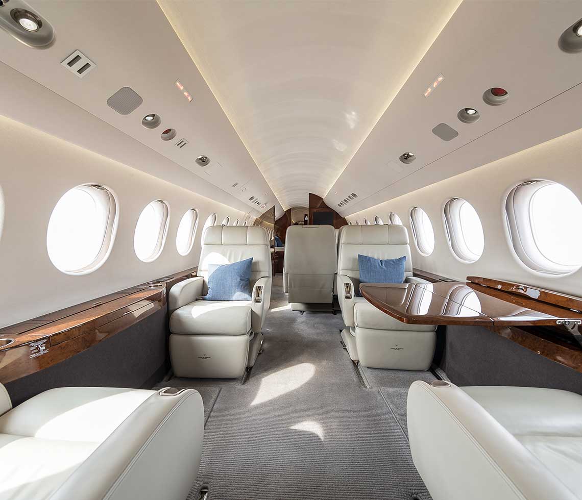 Dassault Falcon 7X private jet interior